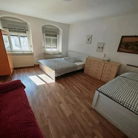 Monteurunterkunft Schuetzenhaus Casa de hóspedes